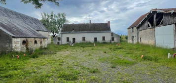 à 10kms de TOURS - Corps de ferme à rénover