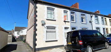 2 bed end terrace house for sale