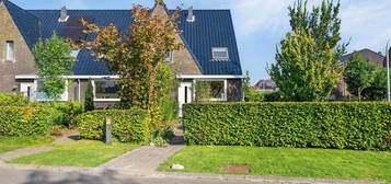 Kumastraat 1