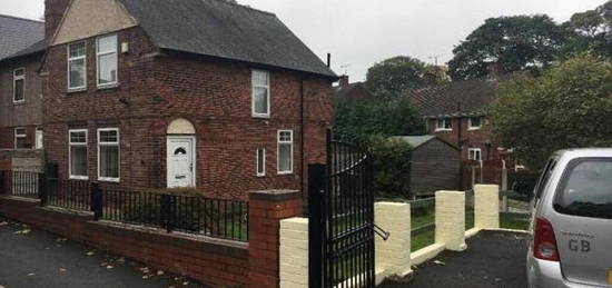 2 bedroom semi-detached house for sale