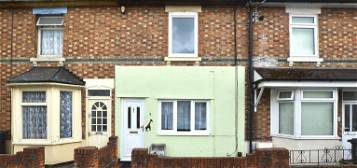 Terraced house to rent in St Pauls Street, Gorse Hill, Swindon SN2