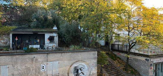 Appartement 2 pièces 31 m² EN FACE DU SACRE-COEUR - RUE GABRIELLE - MONTMARTRE