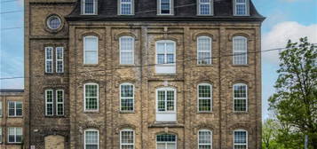 140 WEST RIVER Street Unit# 203, Paris, Ontario