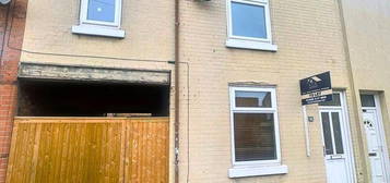 3 bedroom terraced house to rent