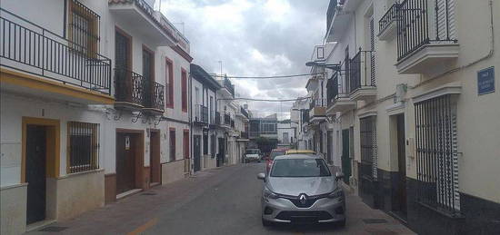 Casa en calle Teniente Rodríguez Mancera en Cabezas de San Juan (Las)