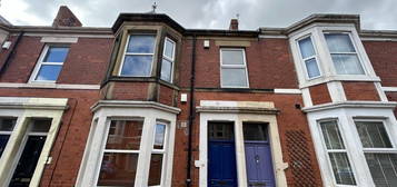 Flat to rent in Ashleigh Grove, Jesmond, Newcastle Upon Tyne NE2