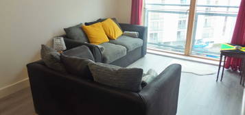 2 bed flat to rent