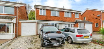 3 bedroom semi-detached house for sale