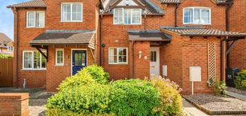 2 bed semi-detached house for sale