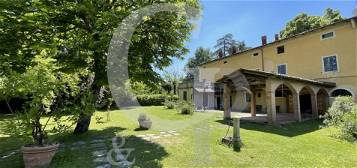 Villa plurifamiliare via Paradurone 4, Valsamoggia
