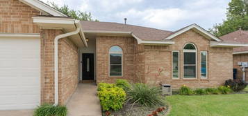 15104 Rick Rd, Oklahoma City, OK 73170