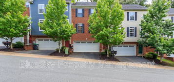 154 Brookwood Dr, Charlottesville, VA 22902