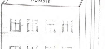 Geschäftshaus in der Kremser Fußgängerzone