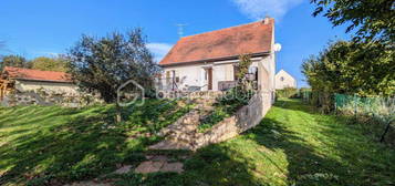 Maison de Plain-Pied avec Grand Jardin à Mézières-lez-Cléry