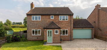 4 bedroom detached house