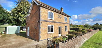 3 bed detached house for sale