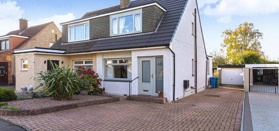 3 bed semi-detached house for sale