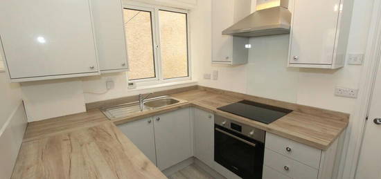 1 bedroom ground floor flat