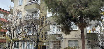 EMLAKCIM GAYRİMENKUL'DEN HUZUR EVLERİ GİRİŞ KAT 3+1 DAİRE