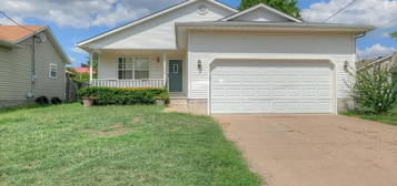 1209 E  33rd St, Joplin, MO 64804