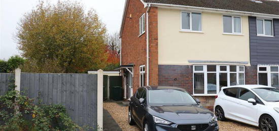 3 bedroom semi-detached house