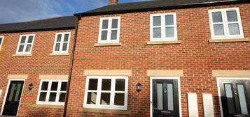 2 bedroom terraced house to rent