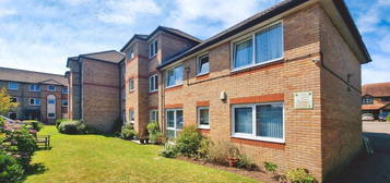 Flat for sale in The Chines, 43 Alum Chine Road, Bournemouth, Dorset BH4