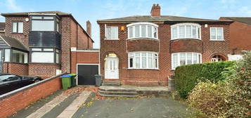 3 bedroom semi-detached house to rent