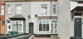 3 bedroom terraced house for sale