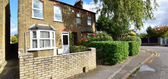 3 bedroom semi-detached house