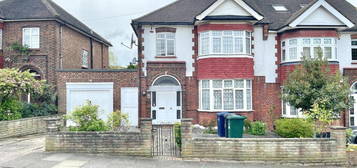 3 bedroom semi-detached house