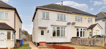 3 bed semi-detached house for sale