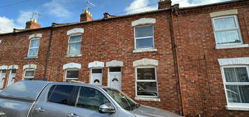 2 bedroom terraced house