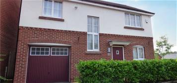 Detached house to rent in Acorn Close, Chadderton, Oldham, Greater Manchester OL9