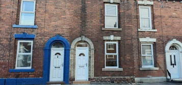 2 bedroom terraced house