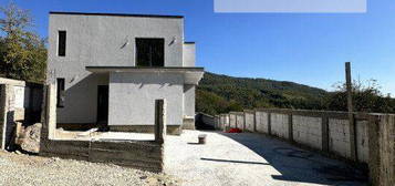 Casa moderna de vanzare priveliste Panoramica Rm Valcea