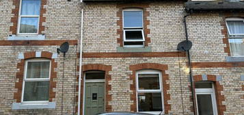 2 bedroom terraced house