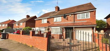 4 bedroom semi-detached house to rent