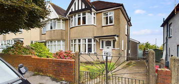 3 bed semi-detached house for sale