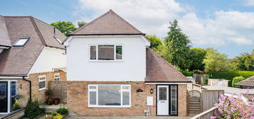 3 bed detached house to rent