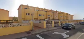 Casa adosada en Avenida Polca Majorera