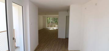 Helle 4 Zimmer Wohnung - gute Lage zu vermieten