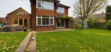 4 bedroom detached house