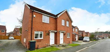 2 bedroom semi-detached house to rent