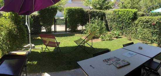 Appartement T3 duplex avec terrasse, jardin, balcon et garage