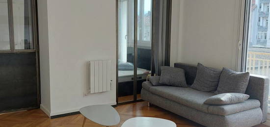 Appartement meublé  à louer, 3 pièces, 2 chambres, 56 m²