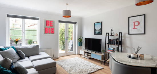 Terraced house to rent in Brunel Close, Crystal Palace SE19