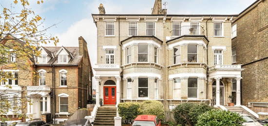 Flat for sale in Nightingale Lane, London SW12