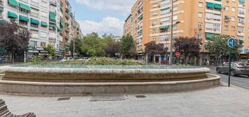 Piso en avenida Don Bosco, Barrio de Zaidín, Granada