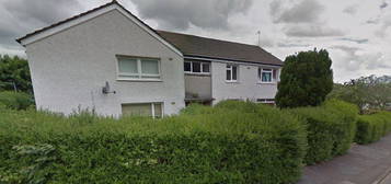 Flat to rent in Moss Road, Paisley PA11